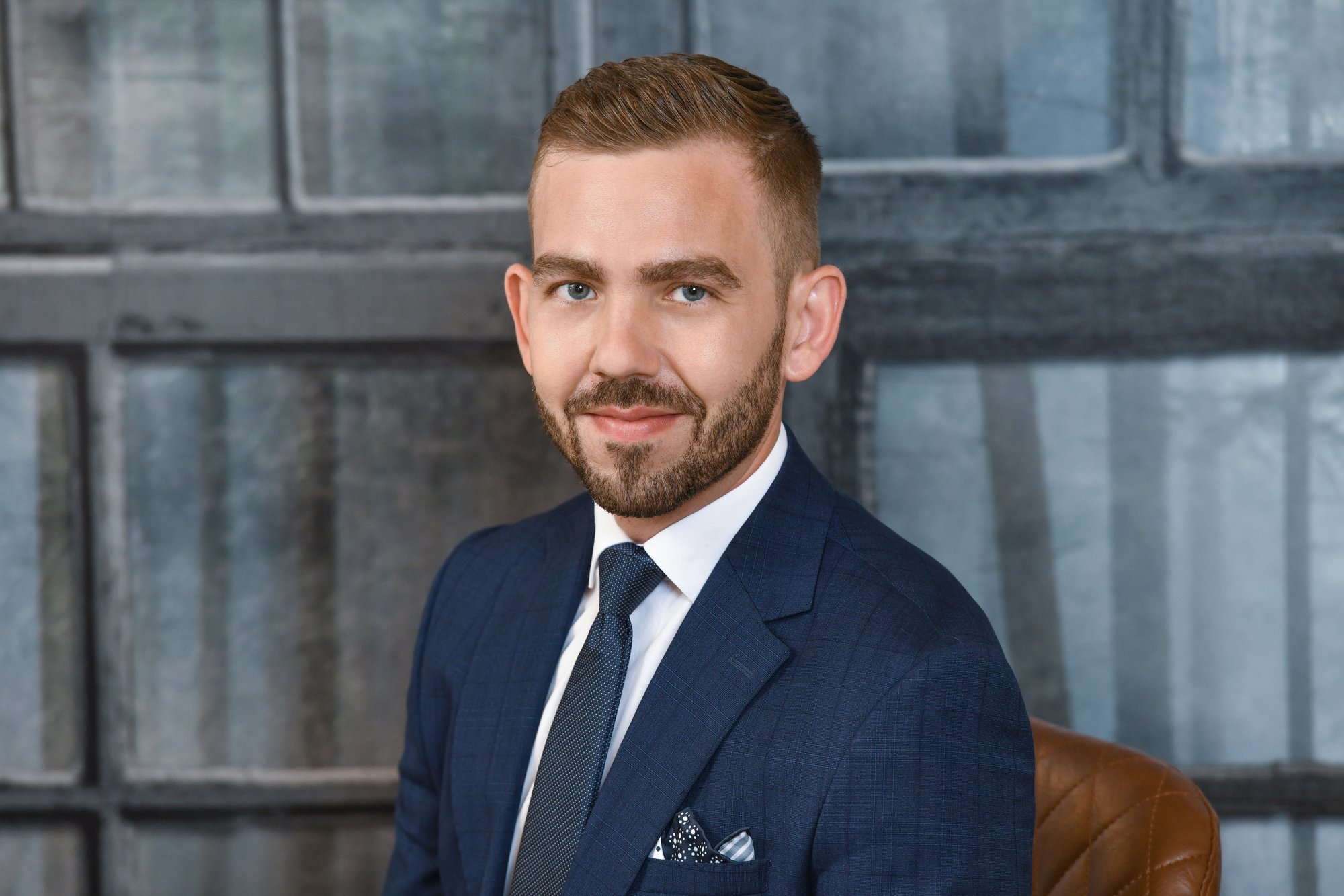 Adrian Manolache
