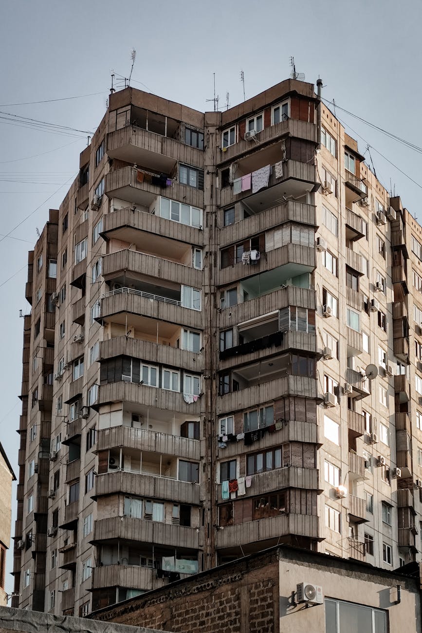 De ce este necesară consultanța juridică și tehnică la achiziția unui apartament?