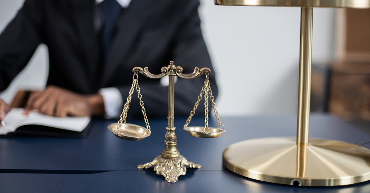 Fraude Online în România — Cum Te Protejezi și Ce Drepturi Ai